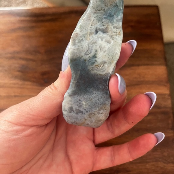 Moss Agate Snail Crystal - Picture 5 of 5